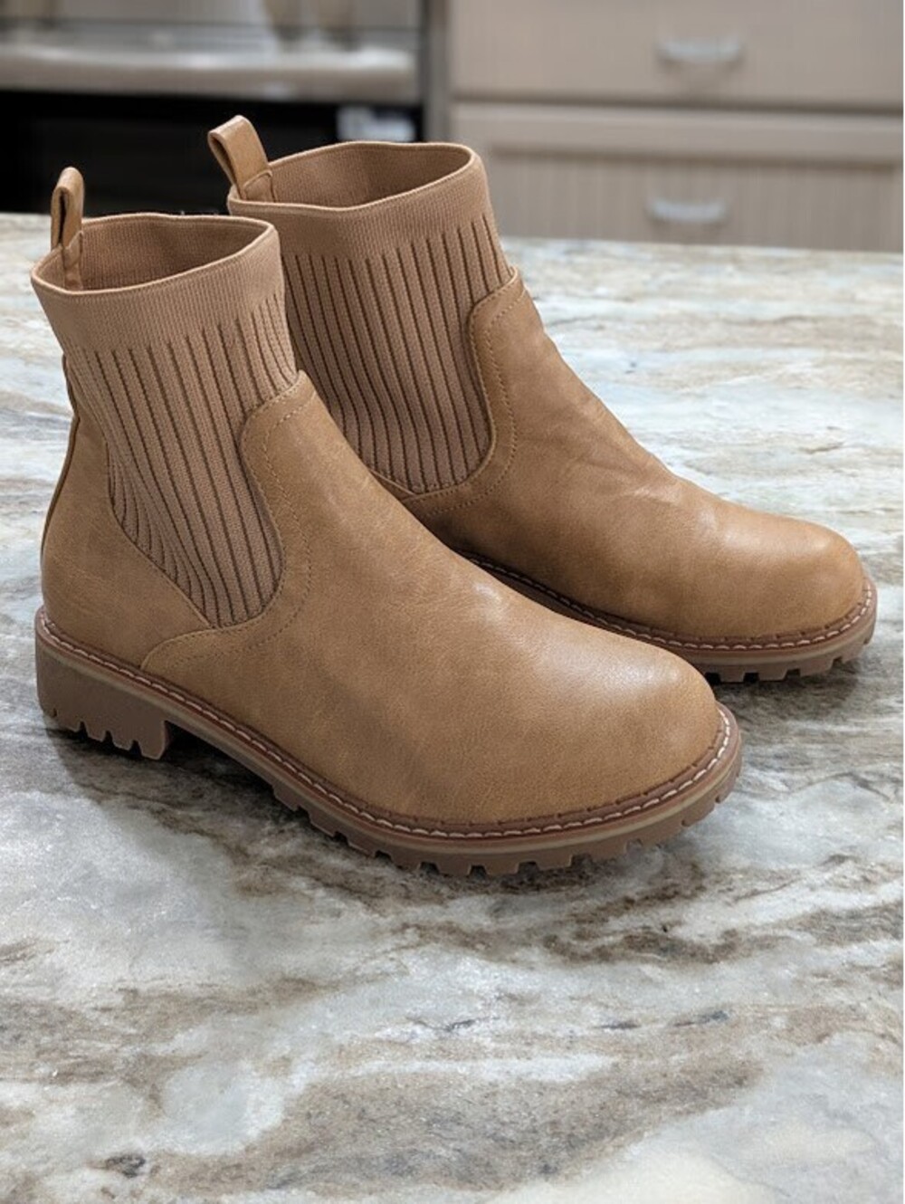 Corkys Tan Booties (Size 9) | GUC | chic neutral everyday style